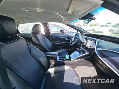 2017 Toyota Mirai - zdjęcie 8 z 42 - miniatura