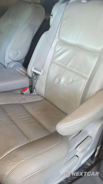 2019 Toyota Sienna L 7-Passenger 119.3" WB - zdjęcie 30 z 54 - miniatura