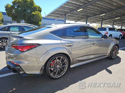 2025 Acura Integra Type S - zdjęcie 4 z 21 - miniatura