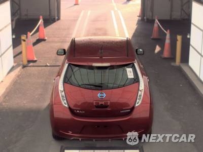 2015 Nissan LEAF SV - zdjęcie 5 z 30 - miniatura