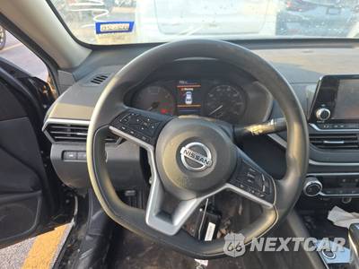2021 Nissan Altima S - zdjęcie 10 z 57 - miniatura