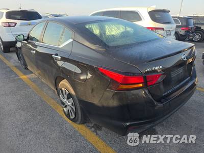 2021 Nissan Altima S - zdjęcie 6 z 57 - miniatura
