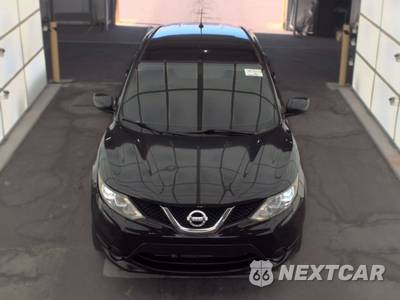 2017 Nissan Rogue Sport S - zdjęcie 2 z 26 - miniatura