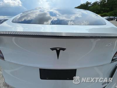 2022 Tesla Model Y Performance - zdjęcie 16 z 41 - miniatura