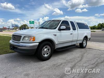 2000 Ford F-150 Lariat Extended Cab Medium Bed w/Rear Doors