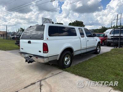 2000 Ford F-150 Lariat Extended Cab Medium Bed w/Rear Doors - zdjęcie 4 z 35 - miniatura