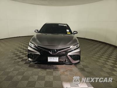 2023 Toyota Camry SE - zdjęcie 2 z 42 - miniatura