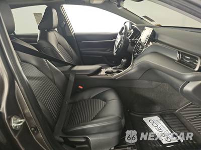 2023 Toyota Camry SE - zdjęcie 8 z 42 - miniatura