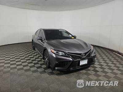 2023 Toyota Camry SE - zdjęcie 3 z 42 - miniatura