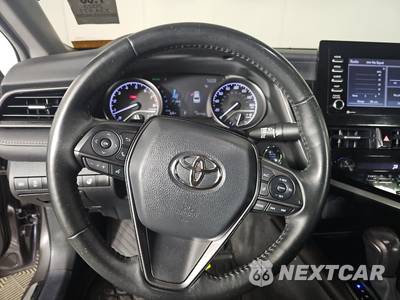 2023 Toyota Camry SE - zdjęcie 10 z 42 - miniatura