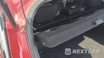 2025 Hyundai Venue SEL - zdjęcie 21 z 33 - miniatura