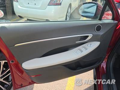 2025 Hyundai Sonata SEL - zdjęcie 9 z 33 - miniatura