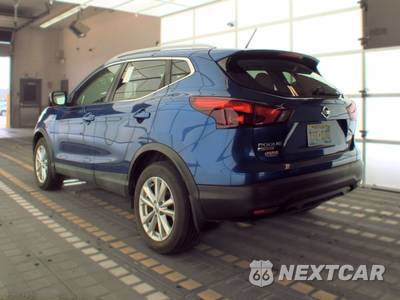2017 Nissan Rogue Sport SV - zdjęcie 8 z 38 - miniatura