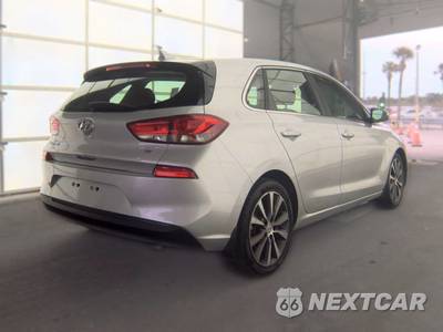 2018 Hyundai Elantra GT Hatchback - zdjęcie 4 z 30 - miniatura