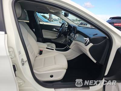 2015 Mercedes-Benz GLA 250 - zdjęcie 8 z 26 - miniatura