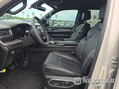 2022 Jeep Wagoneer Series II - zdjęcie 13 z 30 - miniatura