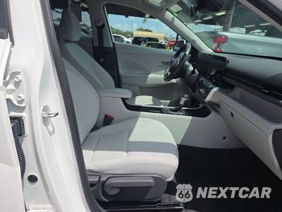 2025 Hyundai Kona SEL - zdjęcie 8 z 22 - miniatura