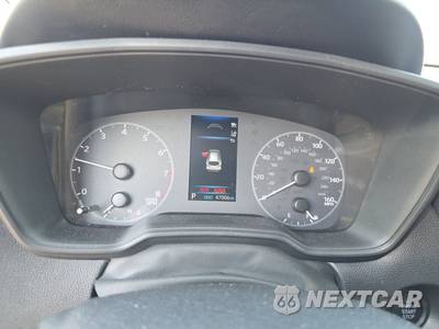 2025 Toyota Corolla Cross LE - zdjęcie 12 z 33 - miniatura