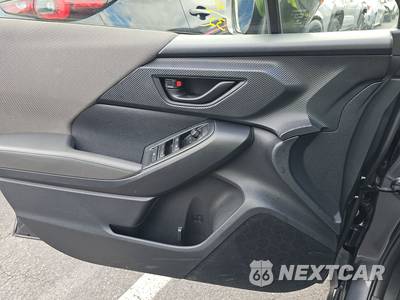 2025 Subaru Crosstrek Premium - zdjęcie 9 z 28 - miniatura