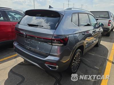 2025 Volkswagen Taos SE - zdjęcie 4 z 23 - miniatura