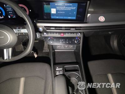 2025 Hyundai Sonata SEL - zdjęcie 11 z 43 - miniatura