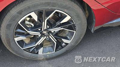 2025 Hyundai Sonata SEL - zdjęcie 22 z 43 - miniatura