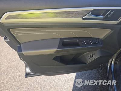 2021 Volkswagen Atlas Cross Sport 2.0T SE w/Technology - zdjęcie 9 z 18 - miniatura
