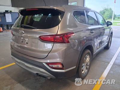 2019 Hyundai Santa Fe SE - zdjęcie 4 z 9 - miniatura