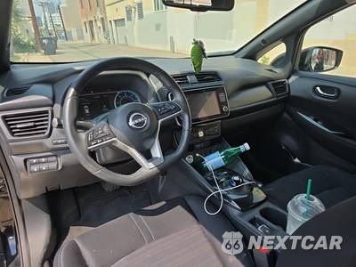 2025 Nissan LEAF SV PLUS - zdjęcie 5 z 36 - miniatura