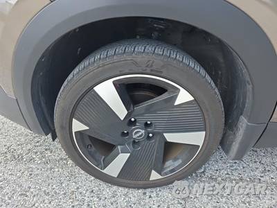 2026 Nissan Kicks SR - zdjęcie 4 z 30 - miniatura