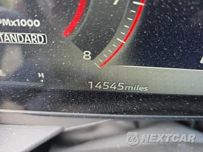 2025 Nissan Kicks SR - zdjęcie 6 z 26 - miniatura