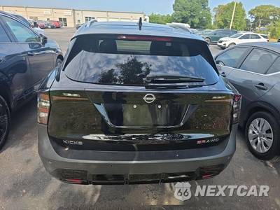 2025 Nissan Kicks SR - zdjęcie 14 z 26 - miniatura