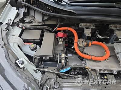 2024 Nissan Ariya ENGAGE e-4ORCE - zdjęcie 24 z 29 - miniatura