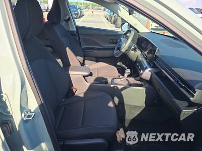2025 Hyundai Kona SE - zdjęcie 8 z 26 - miniatura