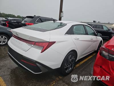 2024 Hyundai Elantra SEL - zdjęcie 4 z 27 - miniatura