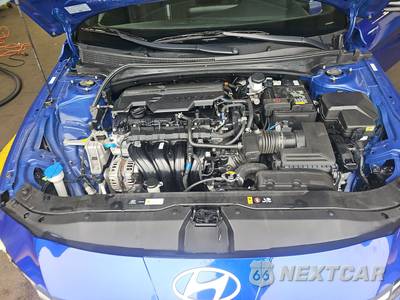2025 Hyundai Elantra SEL Sport - zdjęcie 15 z 24 - miniatura