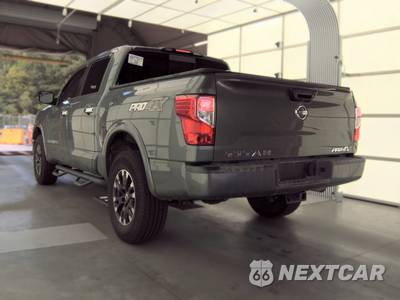 2019 Nissan TITAN PRO-4X Crew Cab Short Bed - zdjęcie 6 z 31 - miniatura