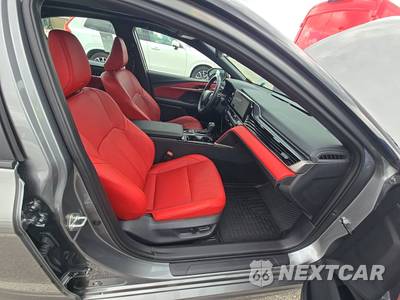 2026 Toyota Camry XSE - zdjęcie 8 z 20 - miniatura
