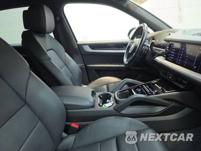 2024 Porsche Cayenne - zdjęcie 8 z 24 - miniatura