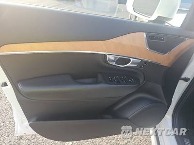 2023 Volvo XC90 B6 Plus 6-Passenger - zdjęcie 9 z 22 - miniatura