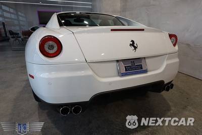 2011 Ferrari 599 GTB Fiorano Coupe - zdjęcie 10 z 50 - miniatura