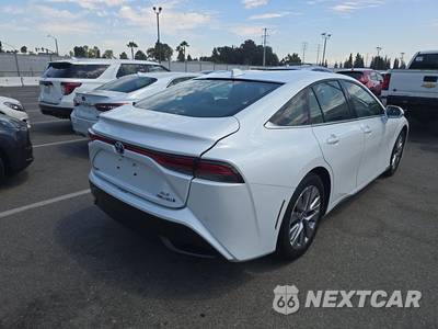 2022 Toyota Mirai XLE - zdjęcie 4 z 29 - miniatura