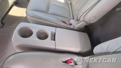 2011 Nissan Quest SL 118.1" WB - zdjęcie 37 z 57 - miniatura