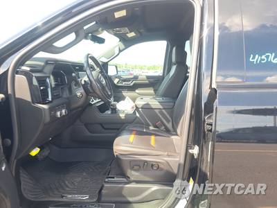 2022 GMC Sierra 1500 AT4 Crew Cab Short Bed - zdjęcie 7 z 26 - miniatura