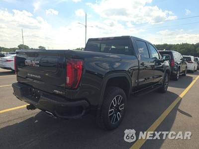 2022 GMC Sierra 1500 AT4 Crew Cab Short Bed - zdjęcie 4 z 26 - miniatura