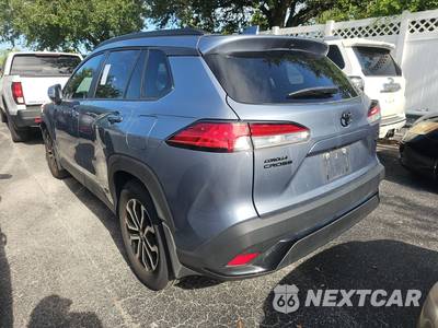 2024 Toyota Corolla Cross Hybrid SE - zdjęcie 6 z 27 - miniatura