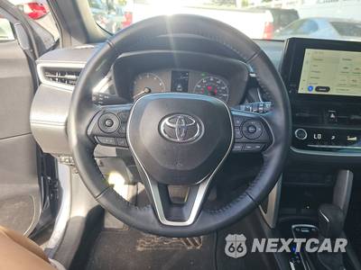 2024 Toyota Corolla Cross Hybrid SE - zdjęcie 10 z 27 - miniatura