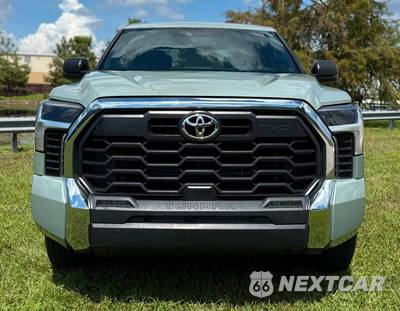 2025 Toyota Tundra SR5 Crew Cab Short Bed - zdjęcie 1 z 10 - miniatura