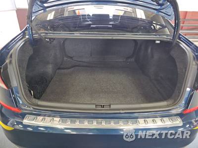 2021 Volkswagen Passat 2.0T SE - zdjęcie 23 z 63 - miniatura