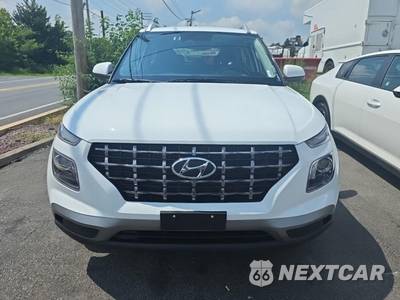 2025 Hyundai Venue SEL - zdjęcie 2 z 22 - miniatura